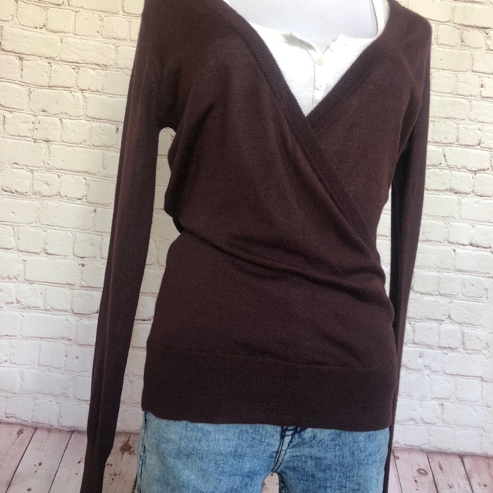 📦SOLD📦Open Back Sweater - Picture 4 of 8